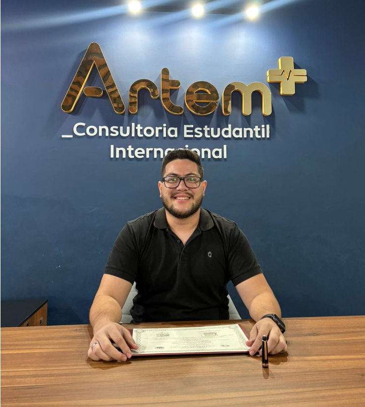 Cliente Artem — revalidação de diploma